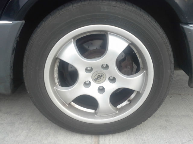 19910000 Black Mercedes-Benz 300-Series Wagon