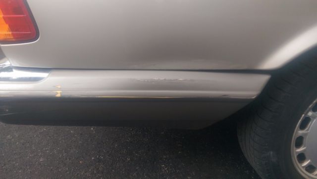 1991 Gray Mercedes-Benz 400-Series Sedan