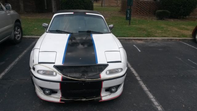1991 White Mazda MX-5 Miata Convertible