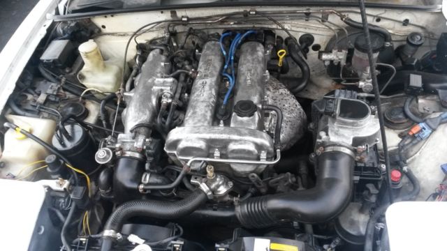 1991 White Mazda MX-5 Miata Convertible