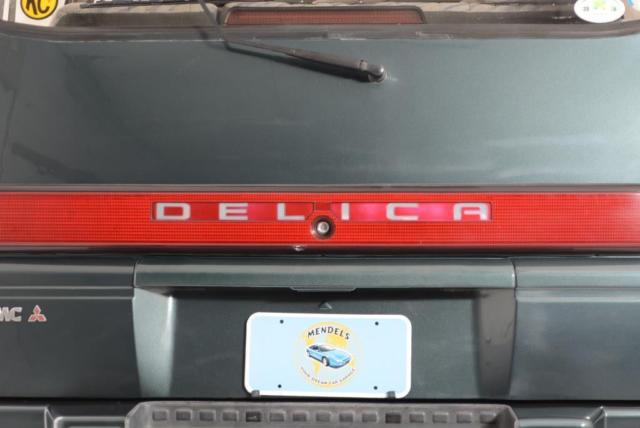 1991 Green Mitsubishi Delica --