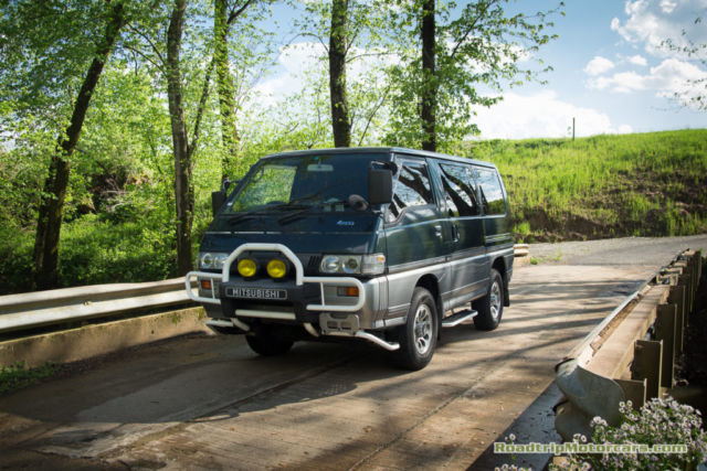 1980 Green/Silver Mitsubishi Delica Van