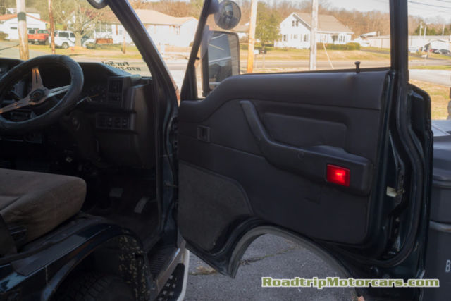1980 Green/Silver Mitsubishi Delica Van