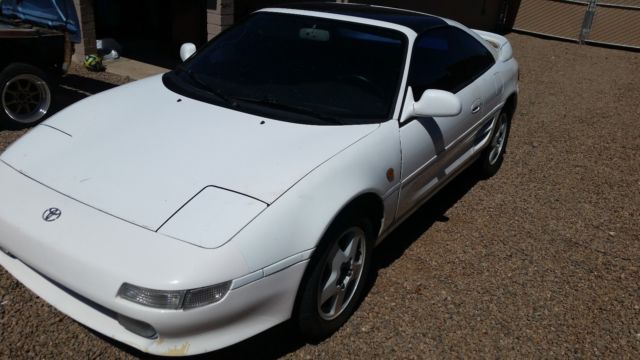 1991 White Toyota MR2 Coupe