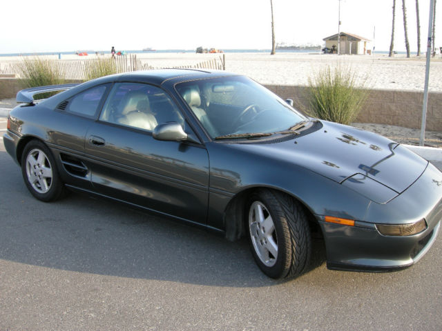 1991 Green Toyota MR2 Coupe