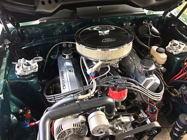 1991 Deep Jewel Green Ford Mustang Coupe