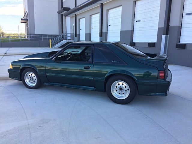 1991 Deep Jewel Green Ford Mustang Coupe