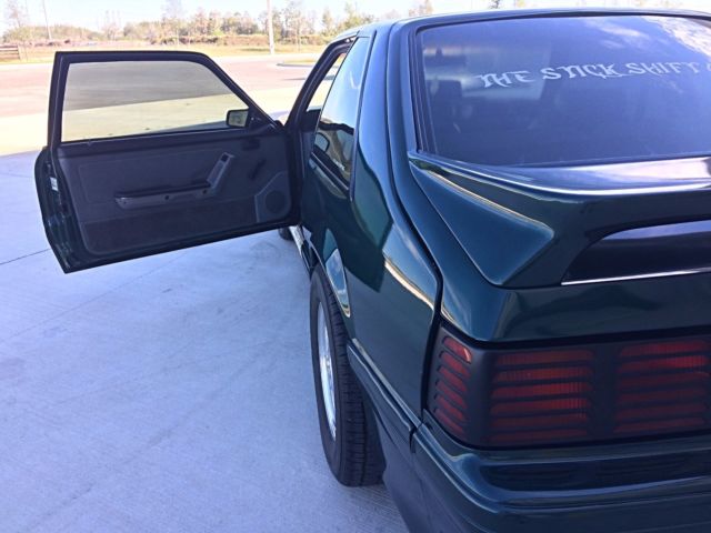 1991 Deep Jewel Green Ford Mustang Coupe