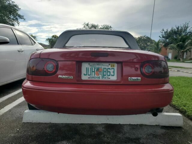 1991 Red Mazda MX-5 Miata Coupe