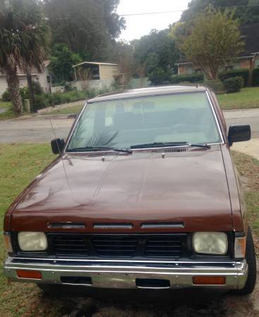 1991 Brown Nissan Other Pickups Standard Cab Pickup