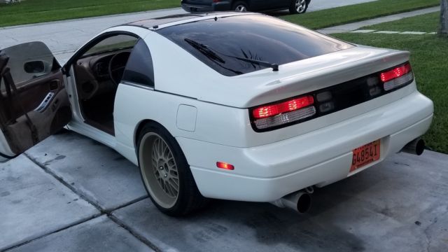 1991 White Nissan 300ZX 2+2