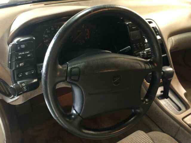 1991 PEARL WHITE Nissan 300ZX Coupe