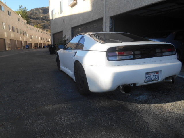 1991 White Nissan 300ZX Coupe