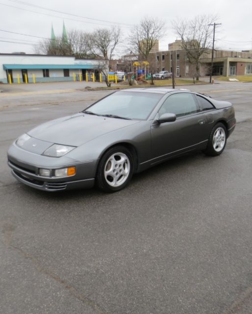 1991 Gray Nissan 300ZX Coupe