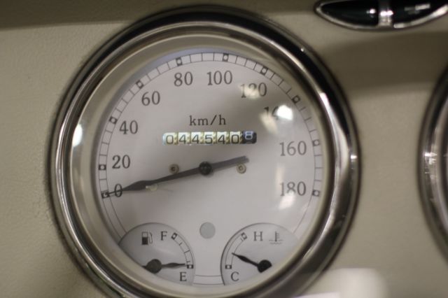 1991 White Nissan Other