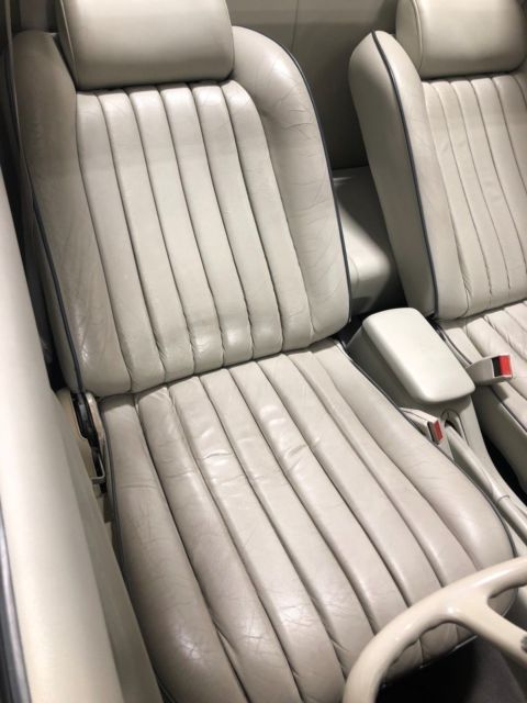 1991 White Nissan Other