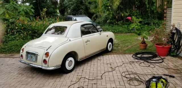 1919 White Nissan Other Coupe