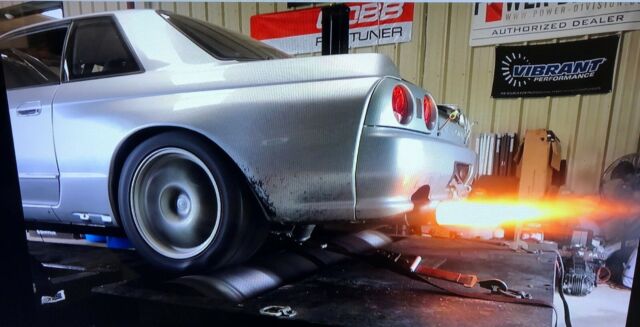 1991 Silver Nissan GT-R Coupe