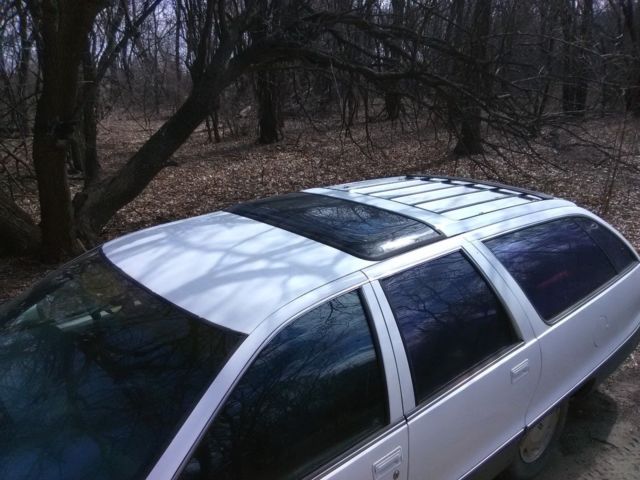 1991 White Oldsmobile Custom Cruiser