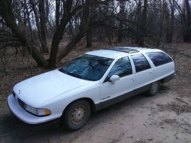 1991 White Oldsmobile Custom Cruiser