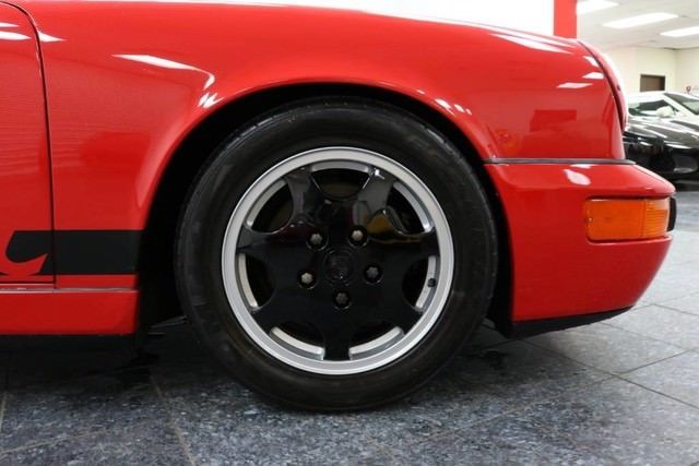 1991 Red Porsche 911 --