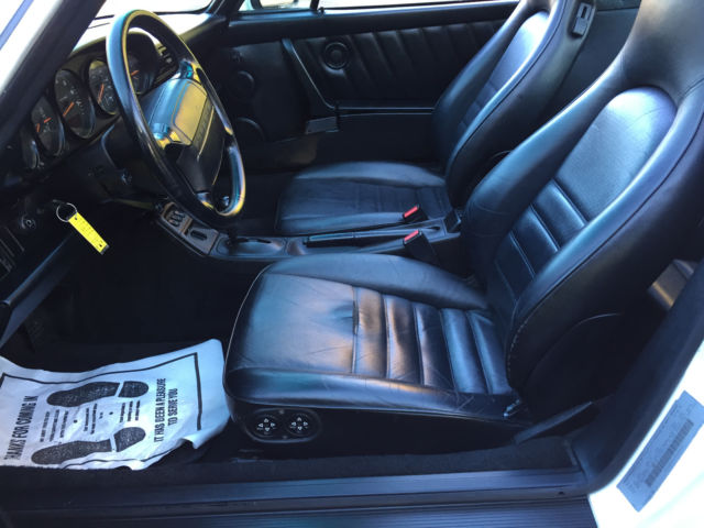 1991 Red Porsche 911 --