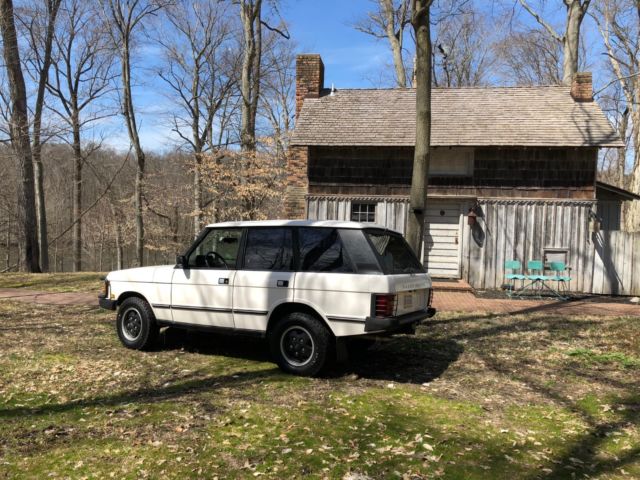 1991 White Land Rover Range Rover SUV