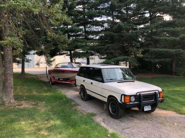 1991 White Land Rover Range Rover SUV