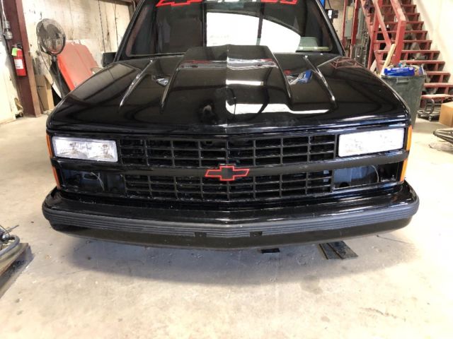 1991 Black Chevrolet C/K Pickup 1500 Standard Cab Pickup
