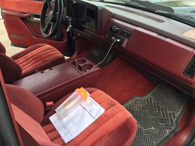 1991 Black Chevrolet C/K Pickup 1500 Standard Cab Pickup