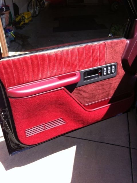 1991 Black Chevrolet C/K Pickup 1500 Standard Cab Pickup
