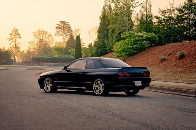 1991 Black Nissan Skyline Coupe