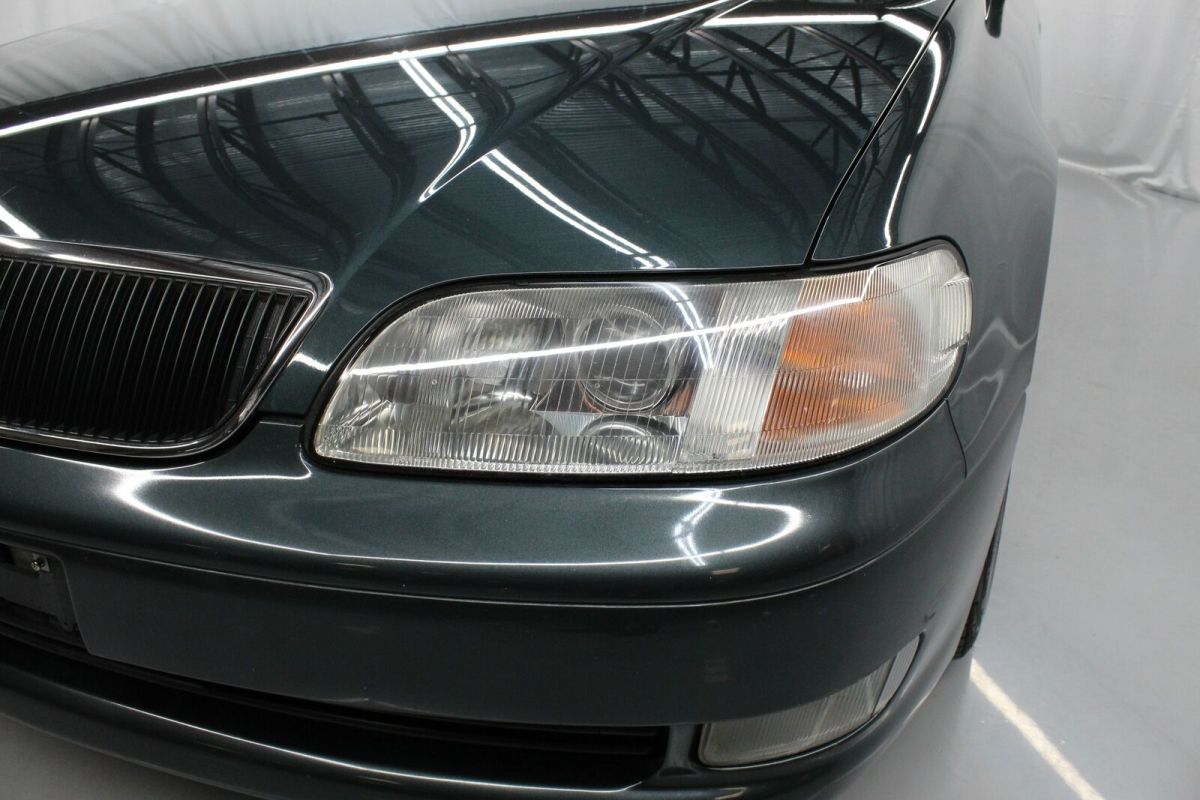 1991 Green Toyota Aristo Sedan