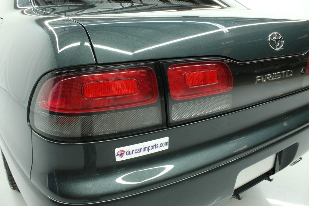 1991 Green Toyota Aristo Sedan