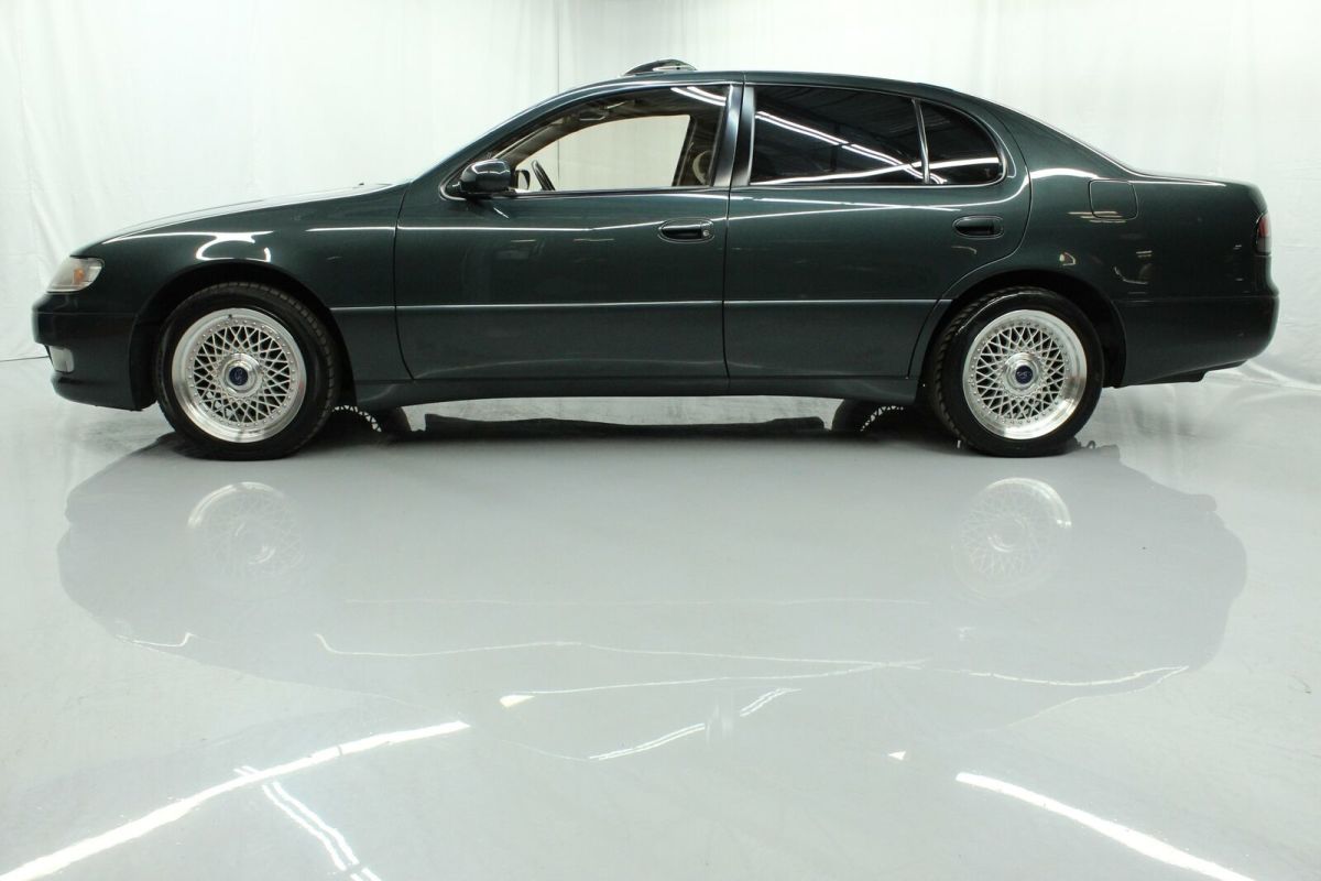 1991 Green Toyota Aristo Sedan