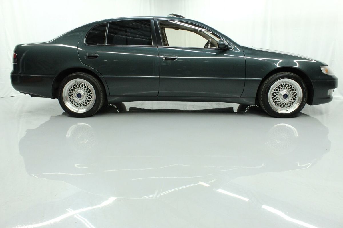 1991 Green Toyota Aristo Sedan