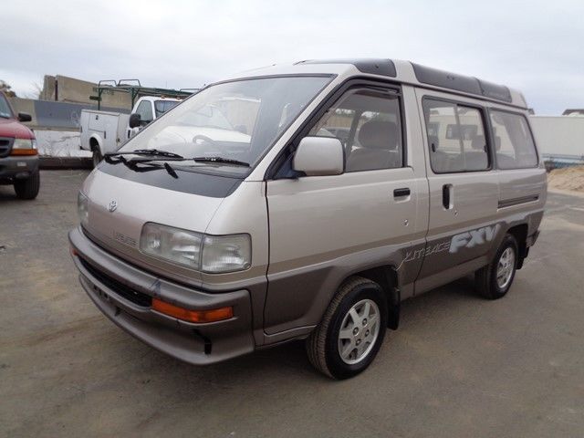 1980 Brown Toyota LITE ACE 2.0L DIESEL MINIVAN