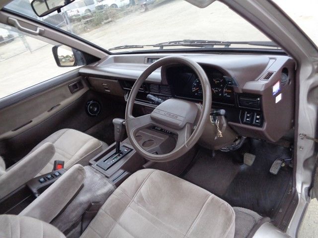 1980 Brown Toyota LITE ACE 2.0L DIESEL MINIVAN