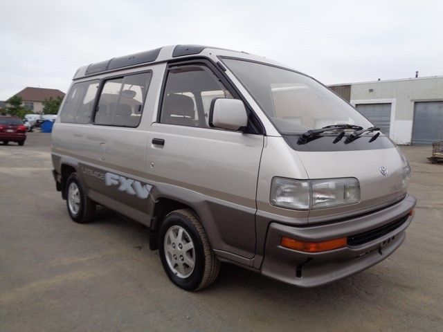 1980 Brown Toyota LITE ACE 2.0L DIESEL MINIVAN