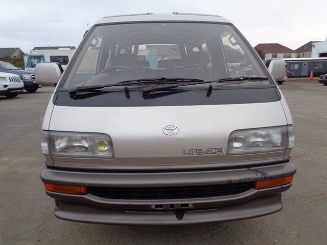 1980 Brown Toyota LITE ACE 2.0L DIESEL MINIVAN