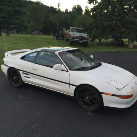 1991 White Toyota MR2 Coupe