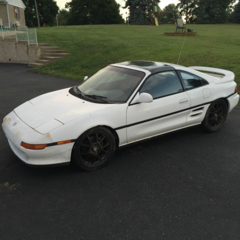 1991 White Toyota MR2 Coupe