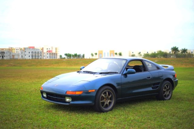 1991 Green Toyota MR2 Coupe