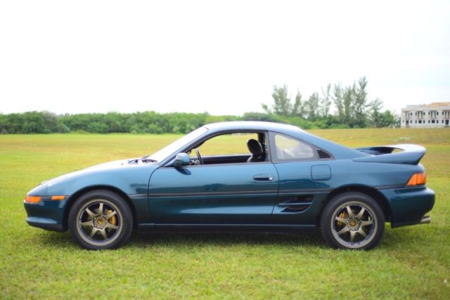 1991 Green Toyota MR2 Coupe
