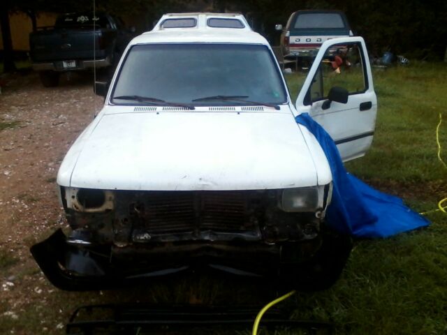 1991 White Toyota Tacoma Extended Cab Pickup