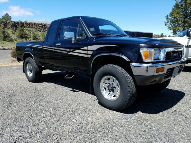 1991 Black Toyota Pickup Extended Cab Pickup