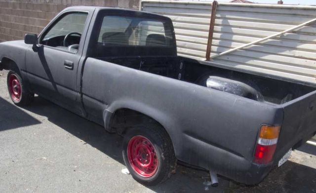 1991 black & White Toyota HX