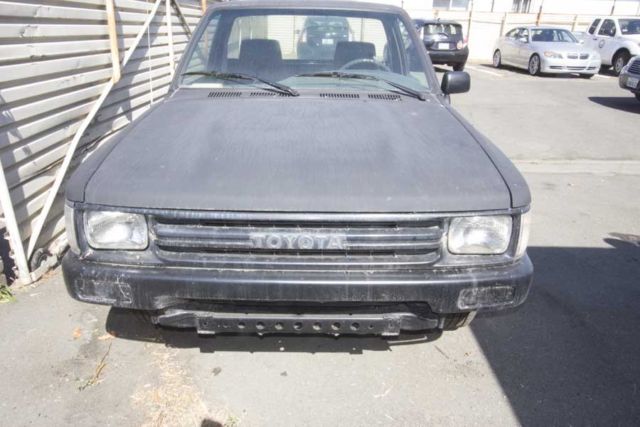 1991 black & White Toyota HX