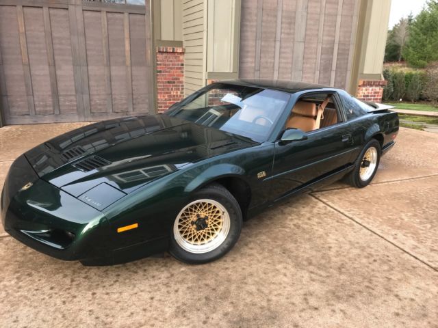 1991 Green Pontiac Firebird Coupe