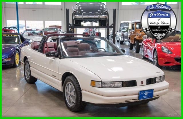1991 White Oldsmobile Cutlass Convertible